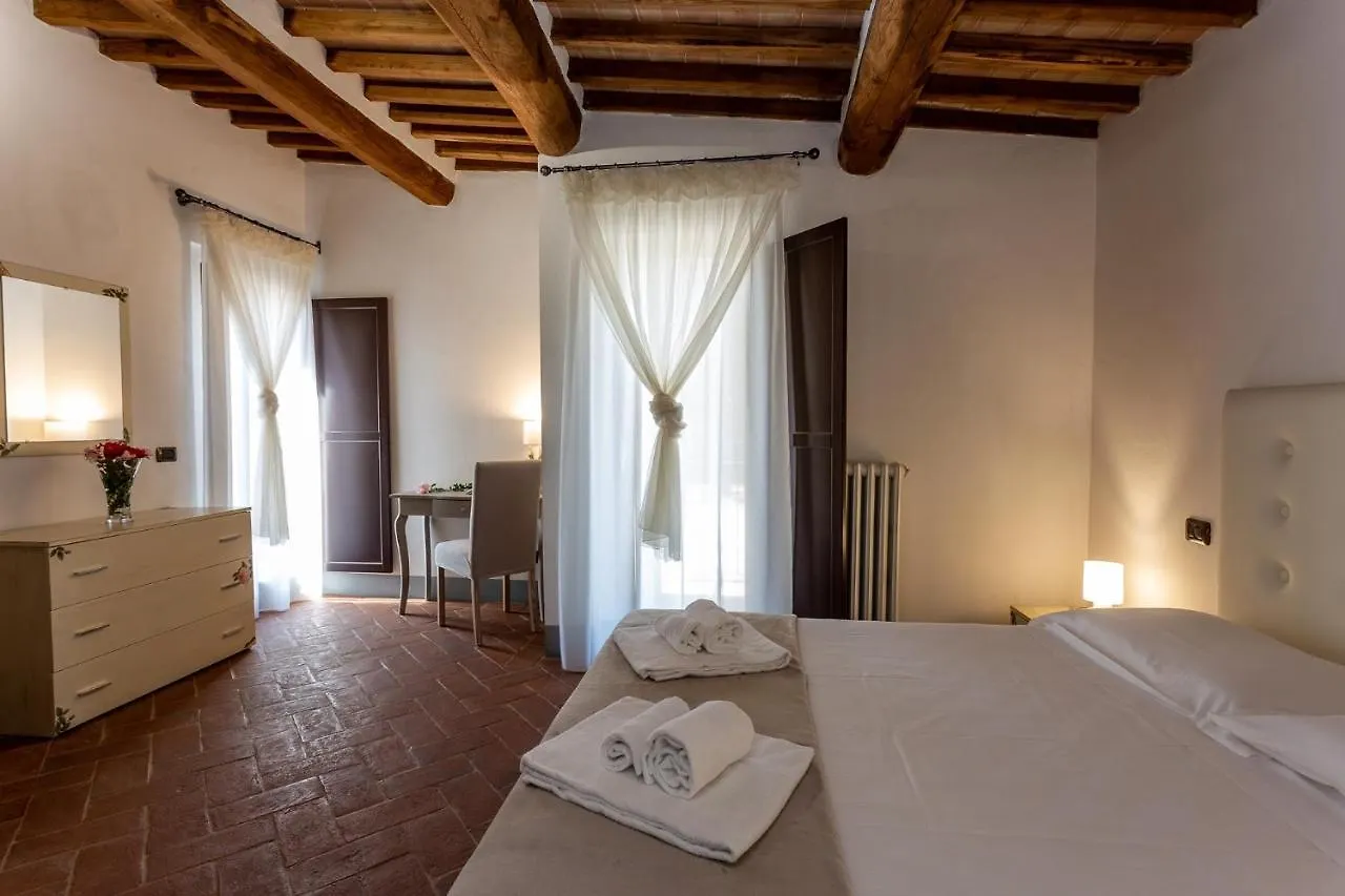 Aparthotel Il Borgo Di Terrensano Siena