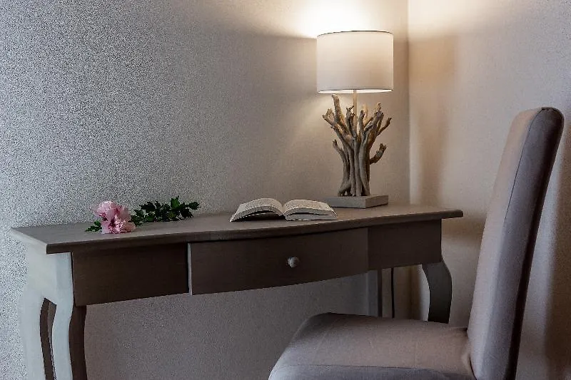 Aparthotel Il Borgo Di Terrensano Siena