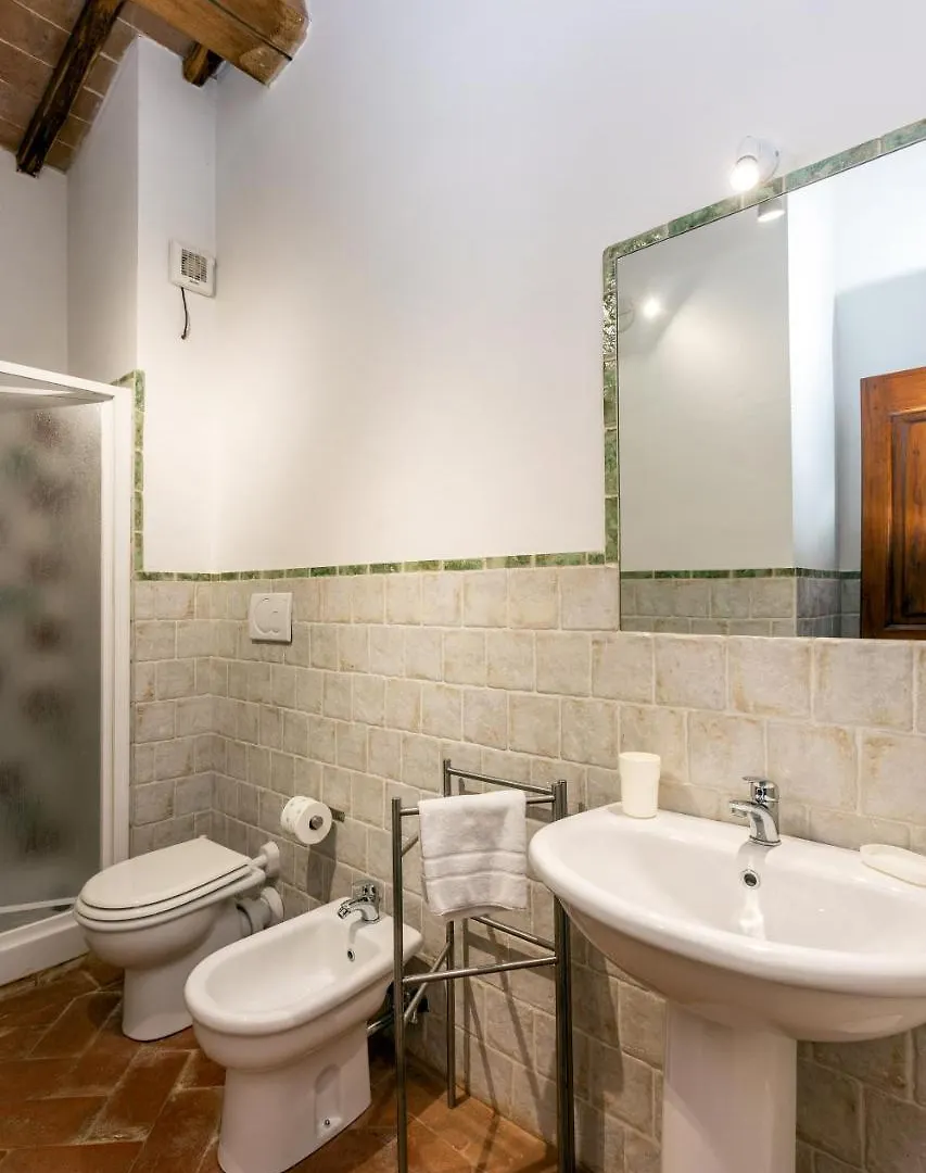 ***** מלון דירות אפרטהוטל סיינה Il Borgo Di Terrensano איטליה