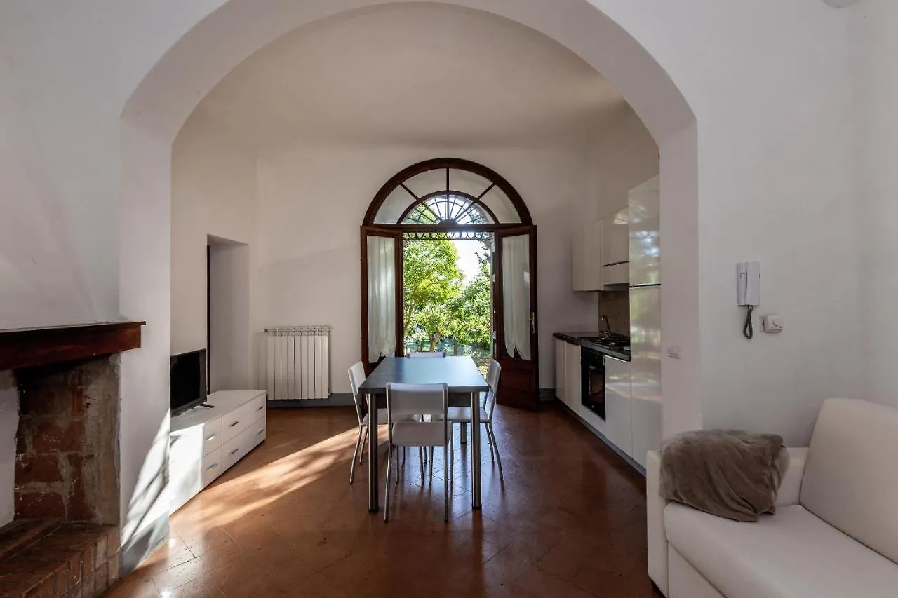 אפרטהוטל סיינה Il Borgo Di Terrensano 5*,  איטליה